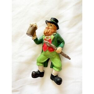 Leprechaun Holding A Beer Stein Figurine. 4" Tall. WMG2006